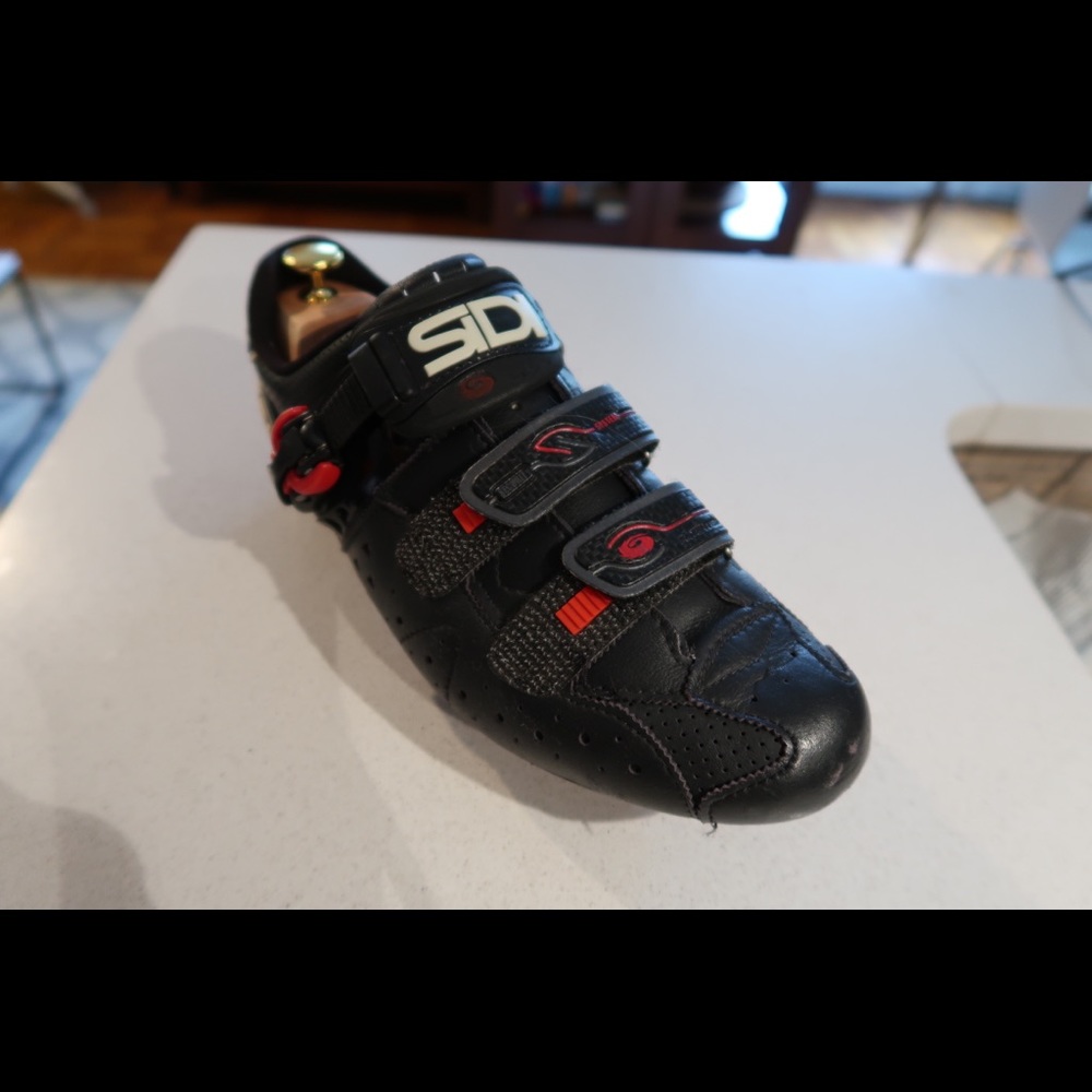 Bike shoes (size 45)